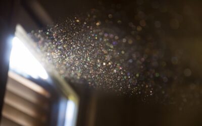 5 abitudini che peggiorano la qualità dell’aria indoor e come risolvere